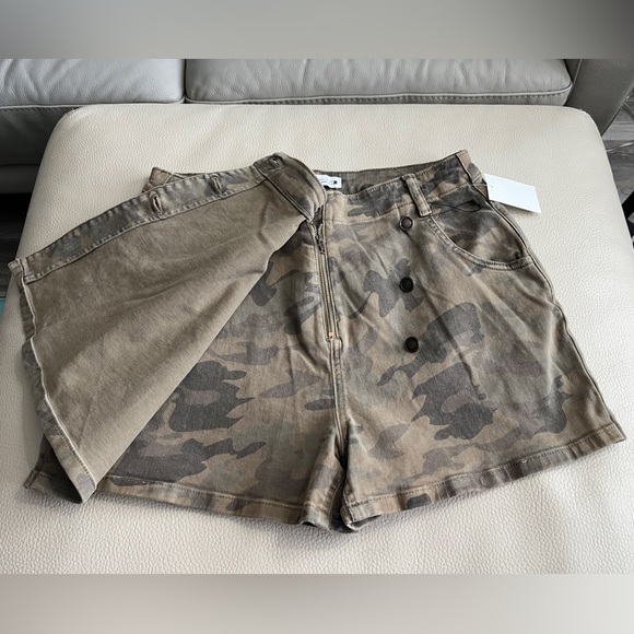 Zara Women’s Camouflage Denim Skort - Size L - Picture 5 of 10